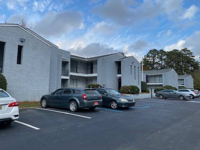 Apartment for rent at 225 W McDowell Rd, Jackson, MS 39204