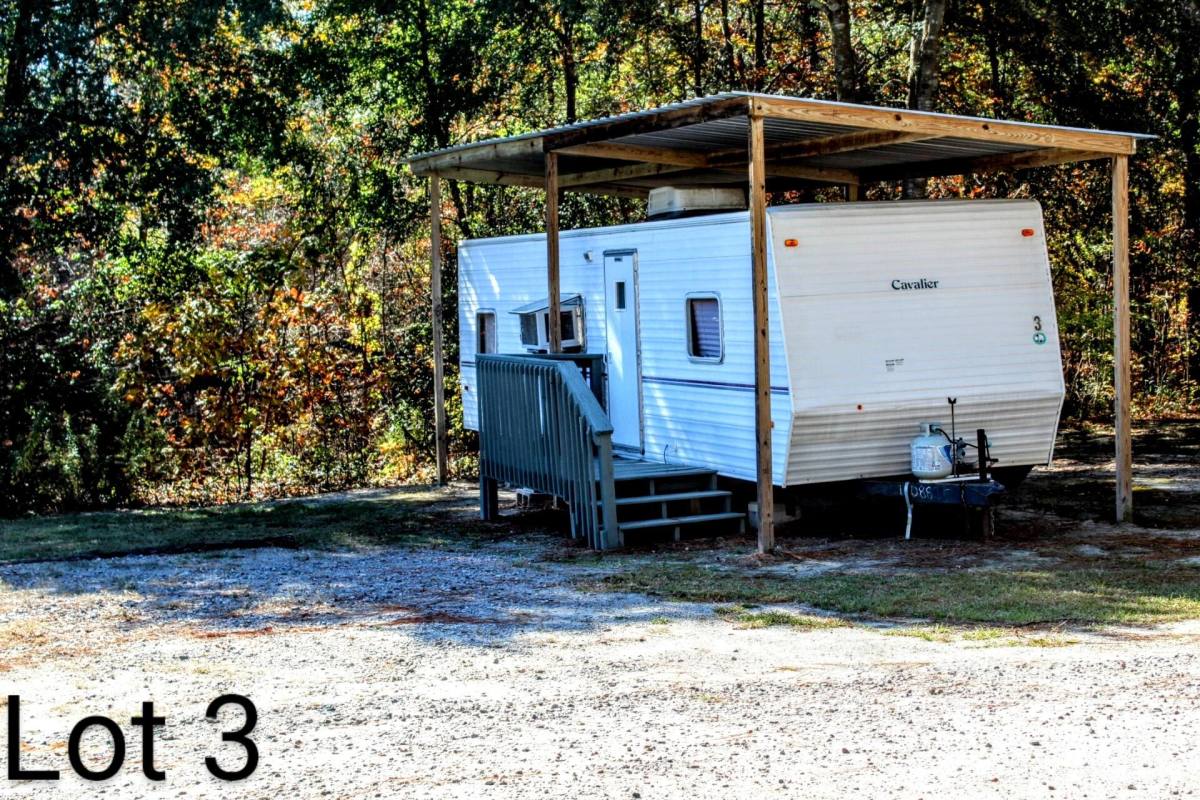 Apartment for rent at 5027 River Rd, Waynesboro, GA 30830