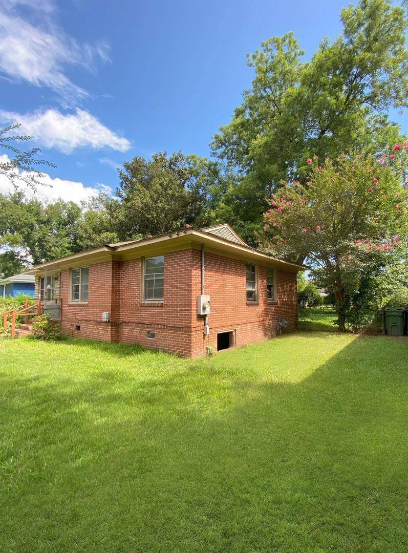 Apartment for rent at 2329 S Lumpkin Rd, Columbus, GA 31903