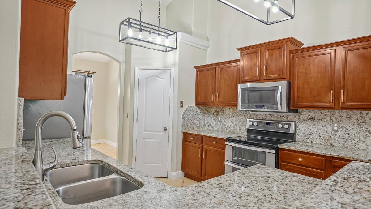 House for rent at 774 Princeton Dr, Clermont, FL 34711