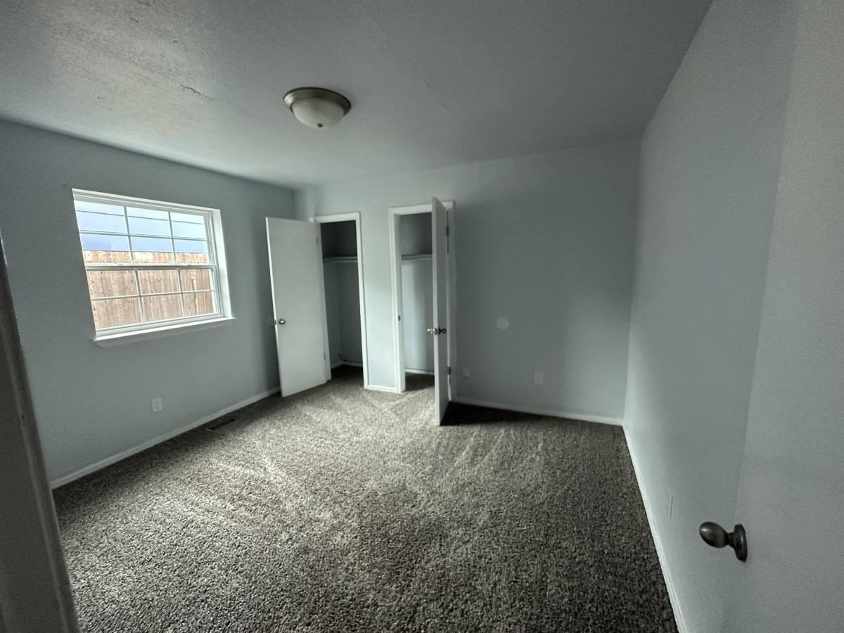 Townhouse for rent at Bradoaks, 1912 N Moulton Court, Oklahoma City, OK 73127