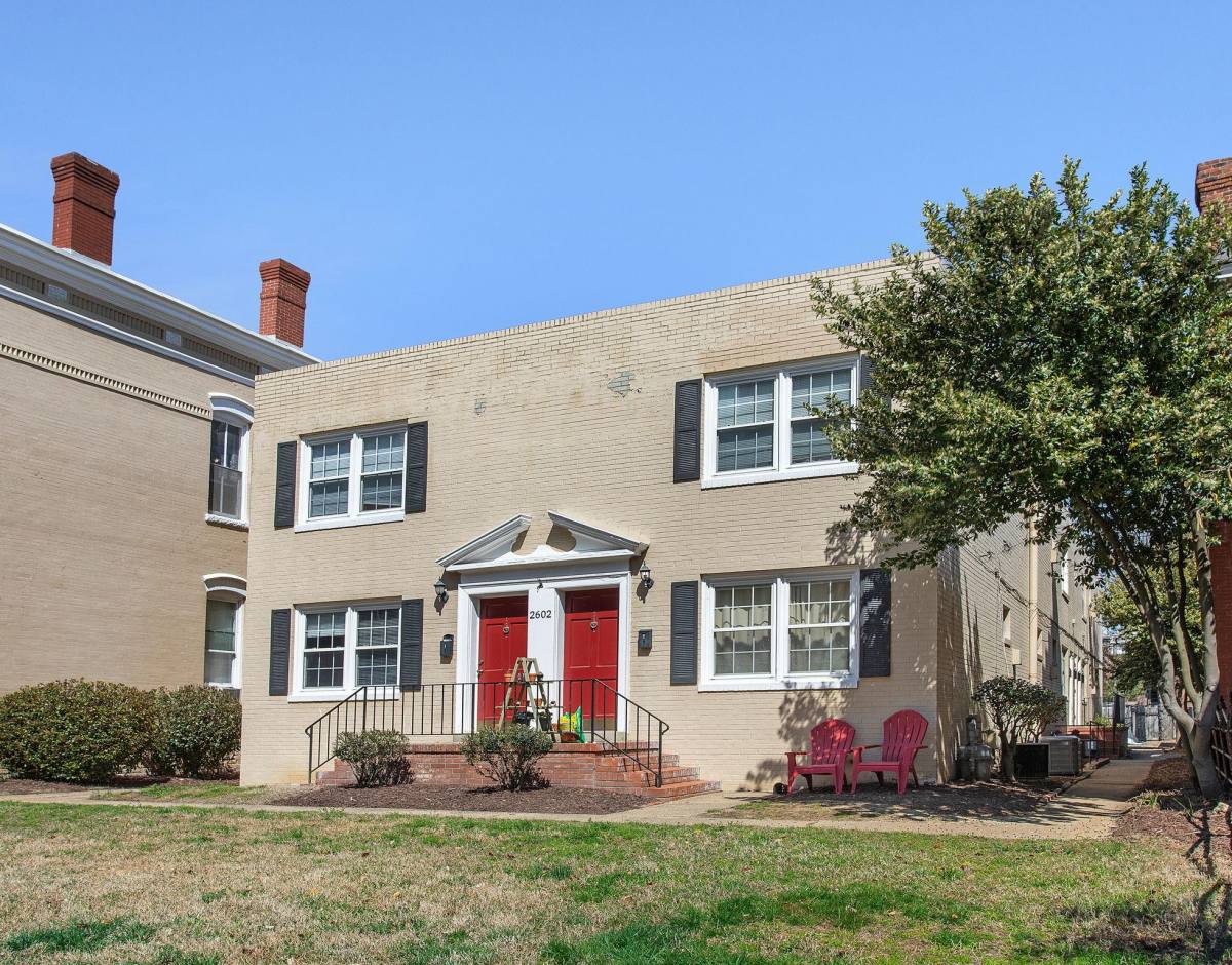 Apartment for rent at 2602 Grove Ave, Richmond, VA 23220