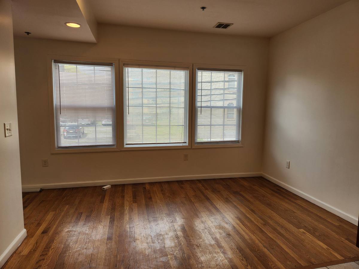 House for rent at 342 Randolph Ave, Jersey City, NJ 07304