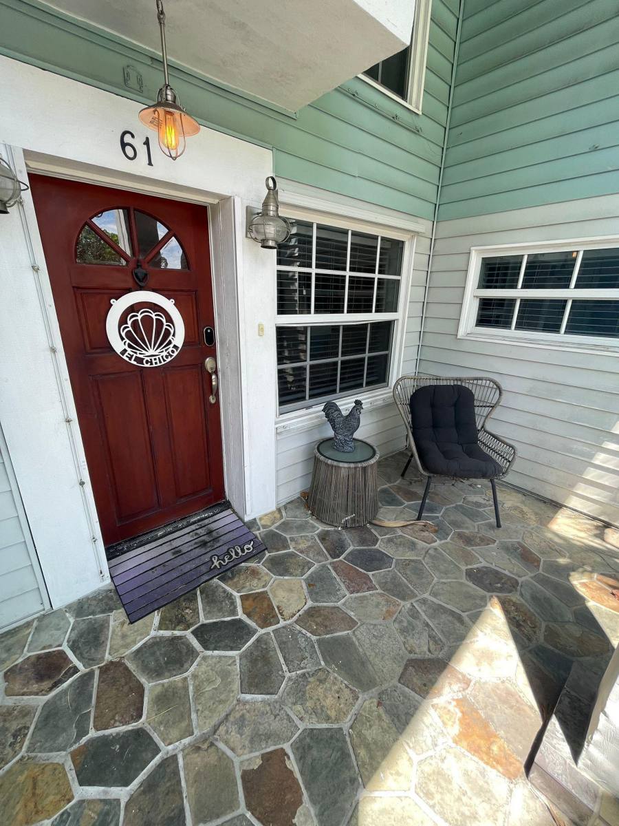 Apartment for rent at 57 NE 24th St #61, Fort Lauderdale, FL 33305