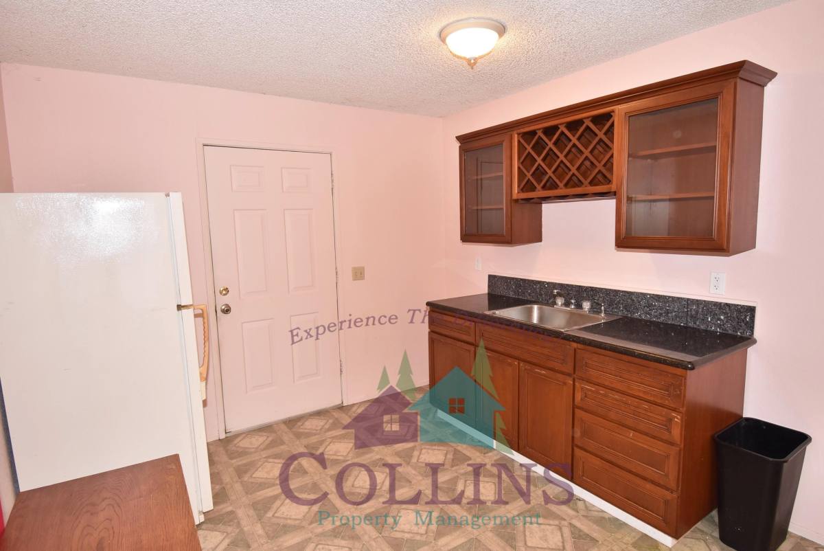 Apartment for rent at 14382 Sun Forest Dr, Penn Valley, CA 95946