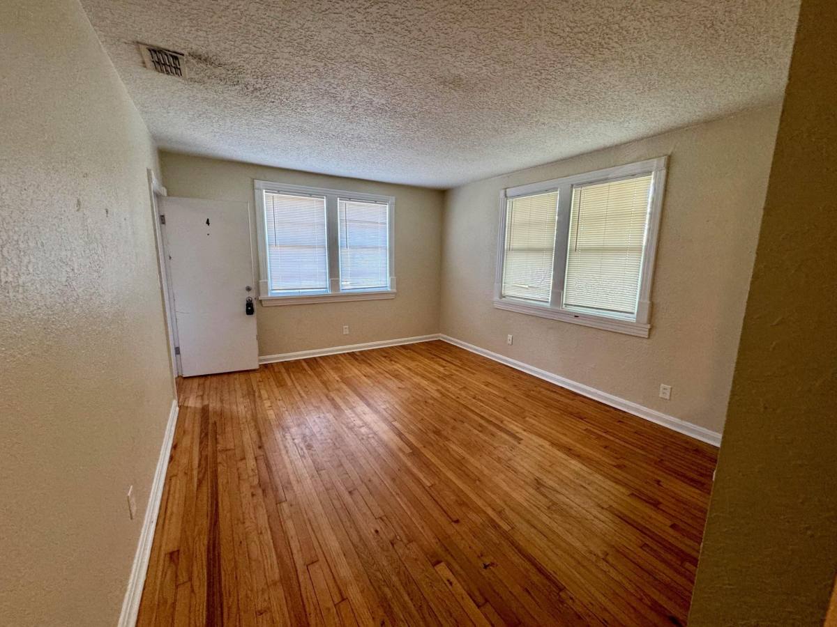 Apartment for rent at 2889 College St #4, Jacksonville, FL 32205