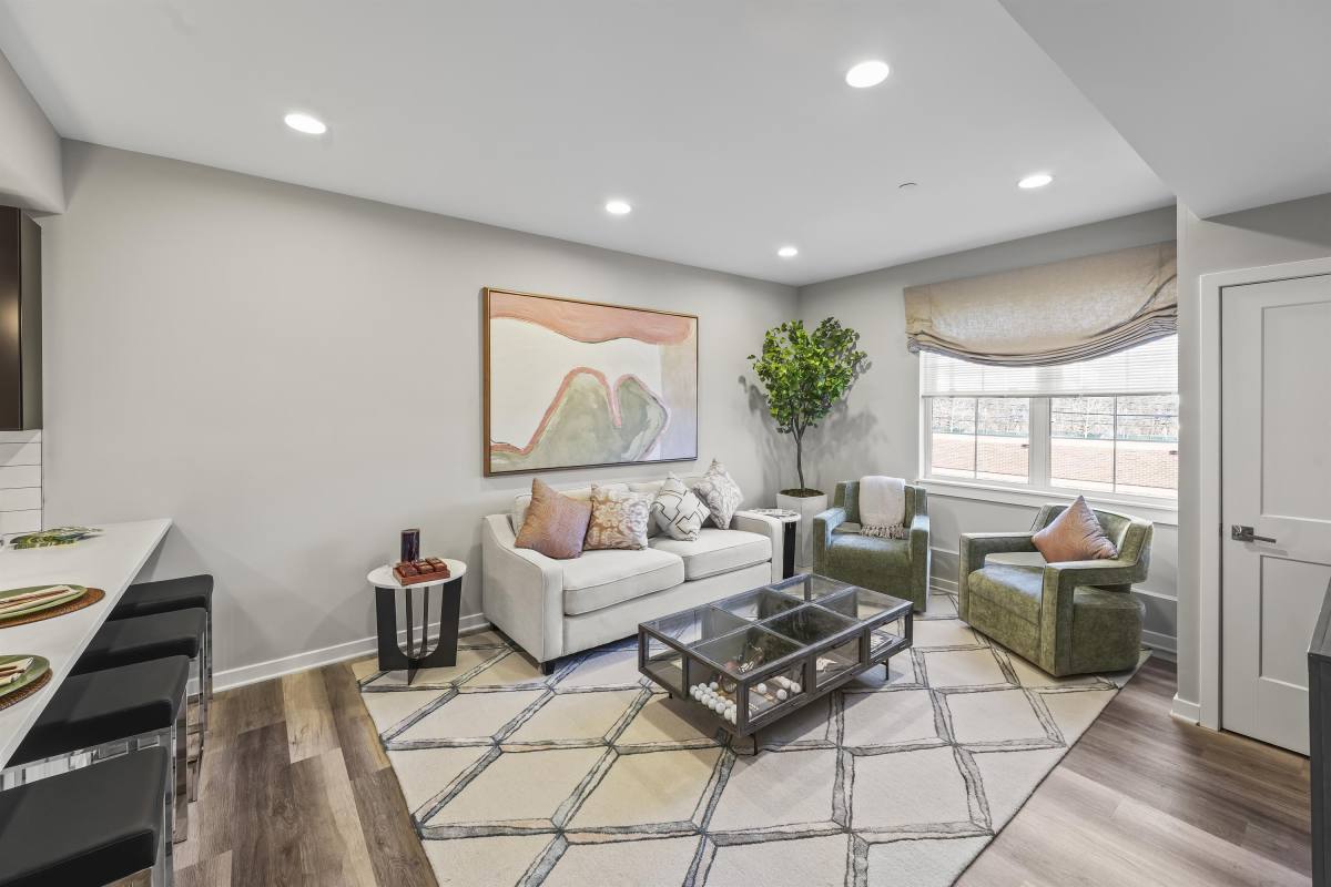 Apartment for rent at 40 S Ave #1F, Fanwood, NJ 07023