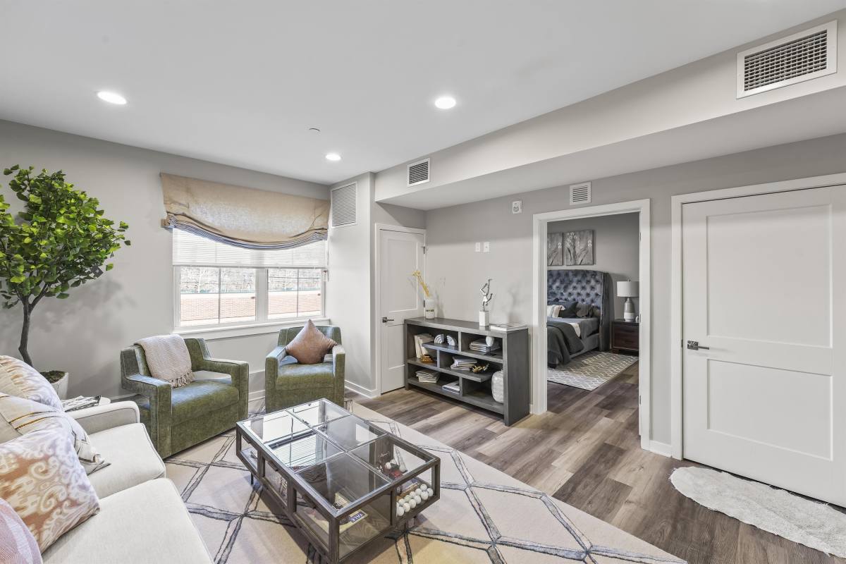 Apartment for rent at 40 S Ave #1F, Fanwood, NJ 07023