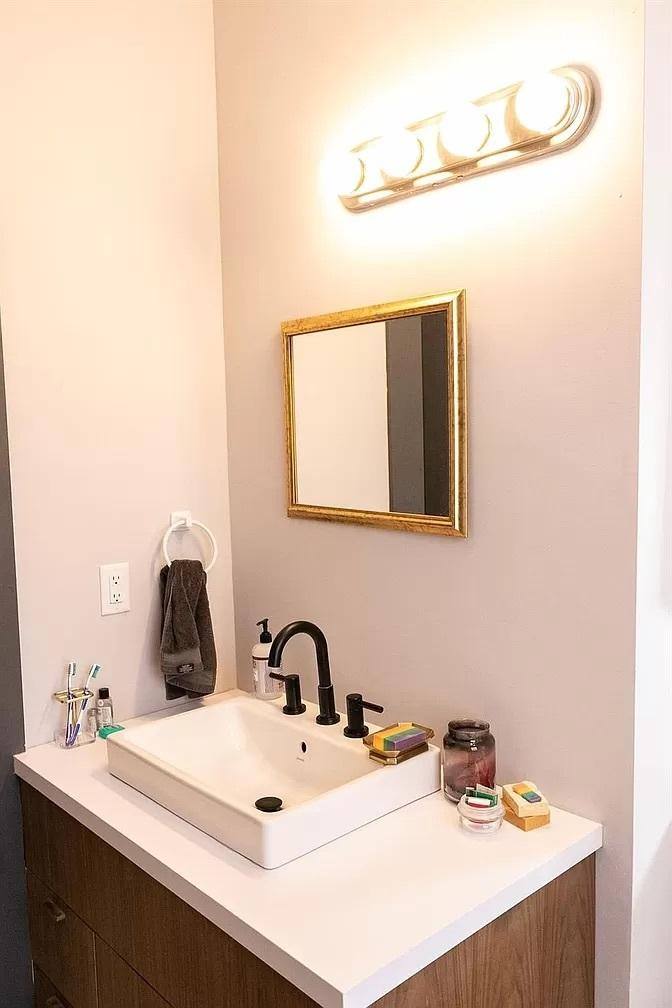 Apartment for rent at 207 W McMicken Ave #3, Cincinnati, OH 45214