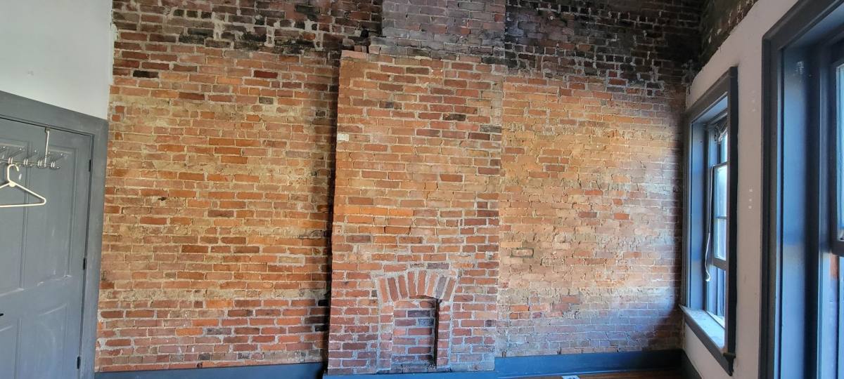 Apartment for rent at 207 W McMicken Ave #3, Cincinnati, OH 45214