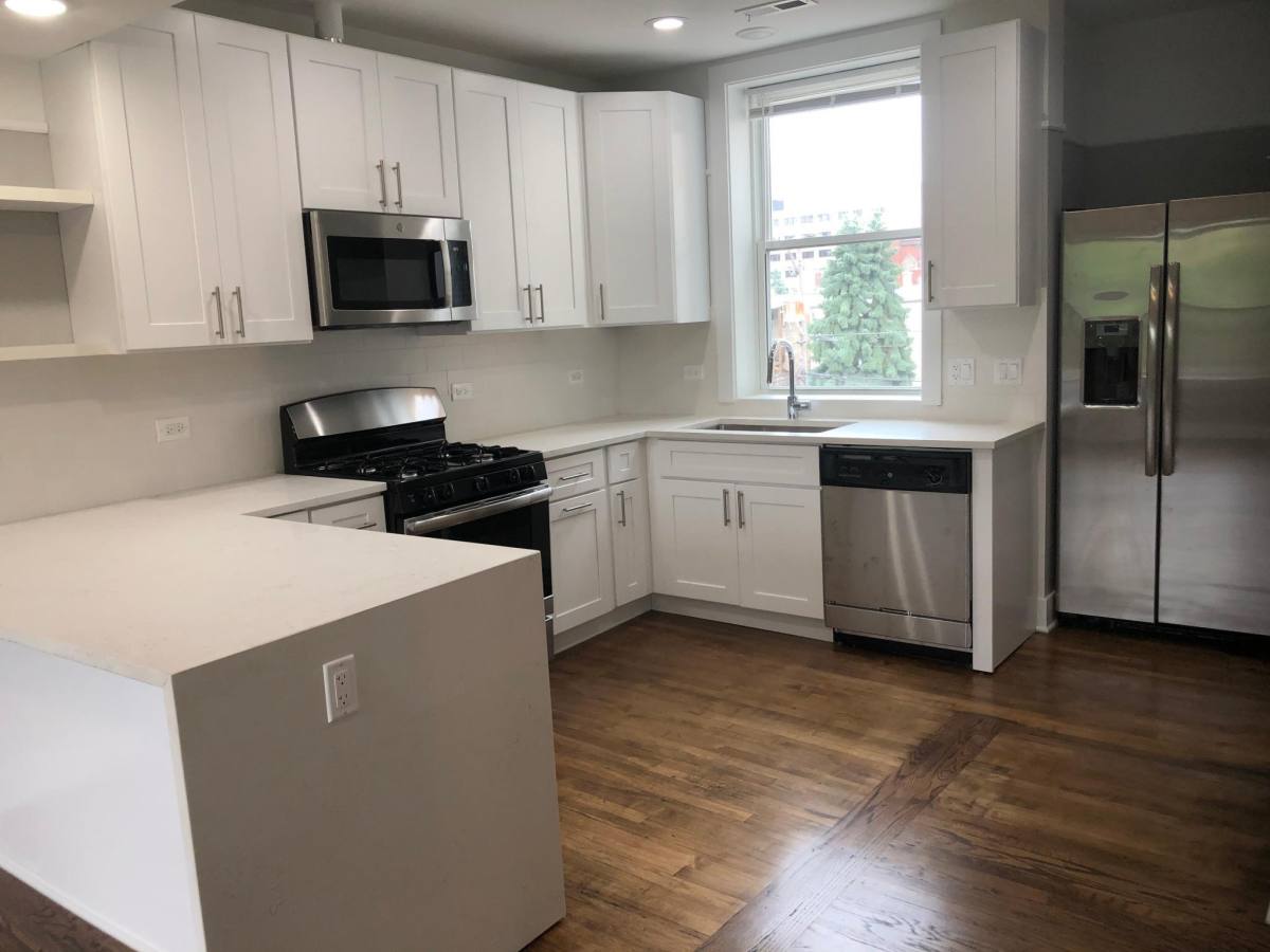 Apartment for rent at 5034 N Washtenaw Ave, Chicago, IL 60625