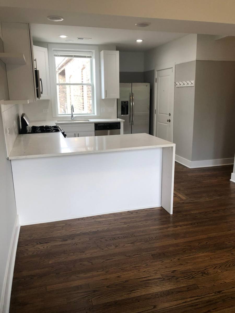 Apartment for rent at 5034 N Washtenaw Ave, Chicago, IL 60625