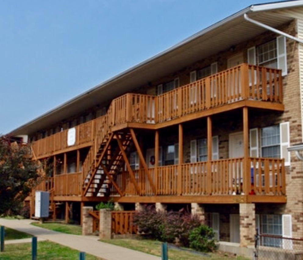 Apartment for rent at 1908 Buffington #32, Huntington, WV 25701