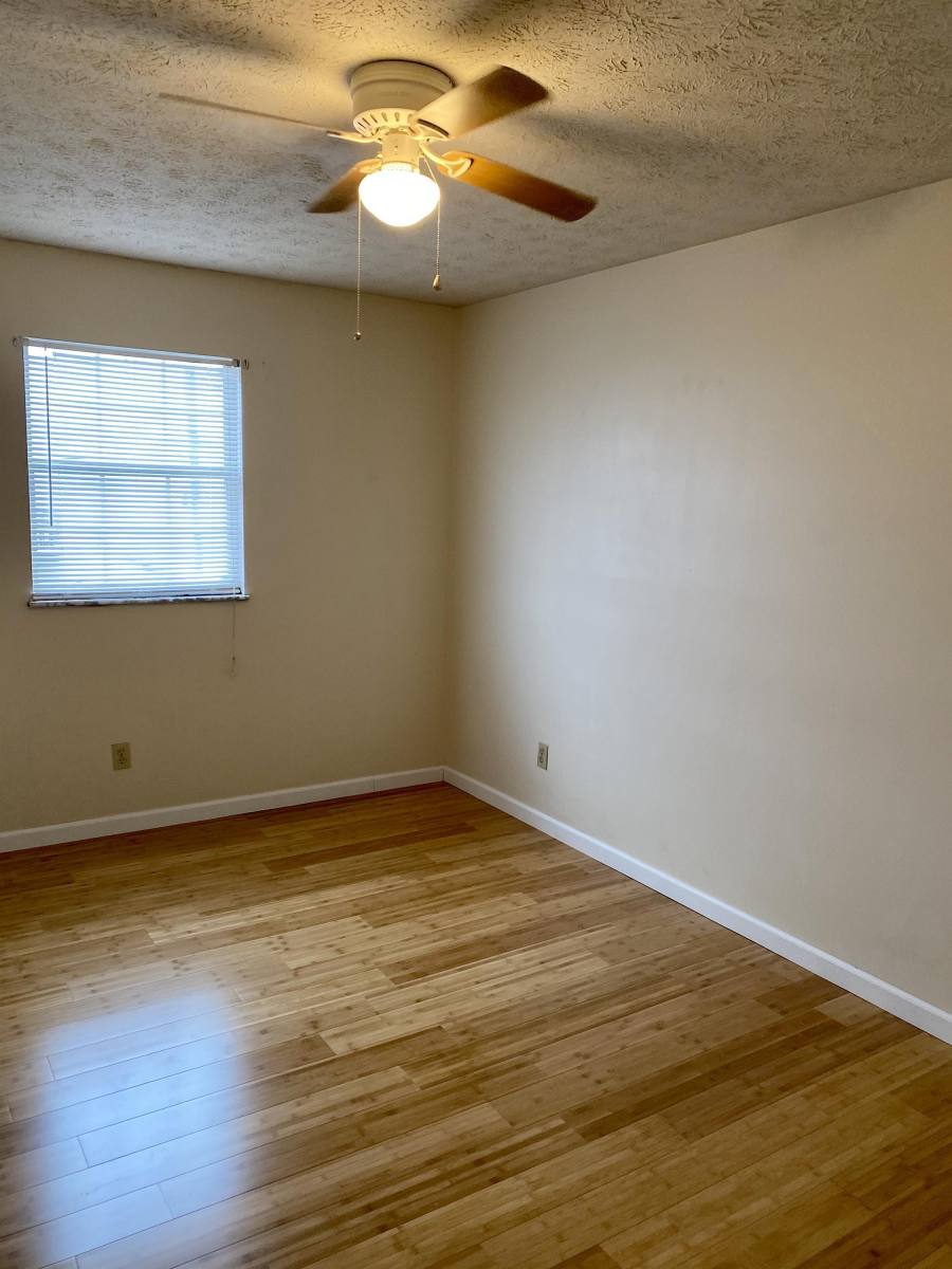Apartment for rent at 1908 Buffington #32, Huntington, WV 25701