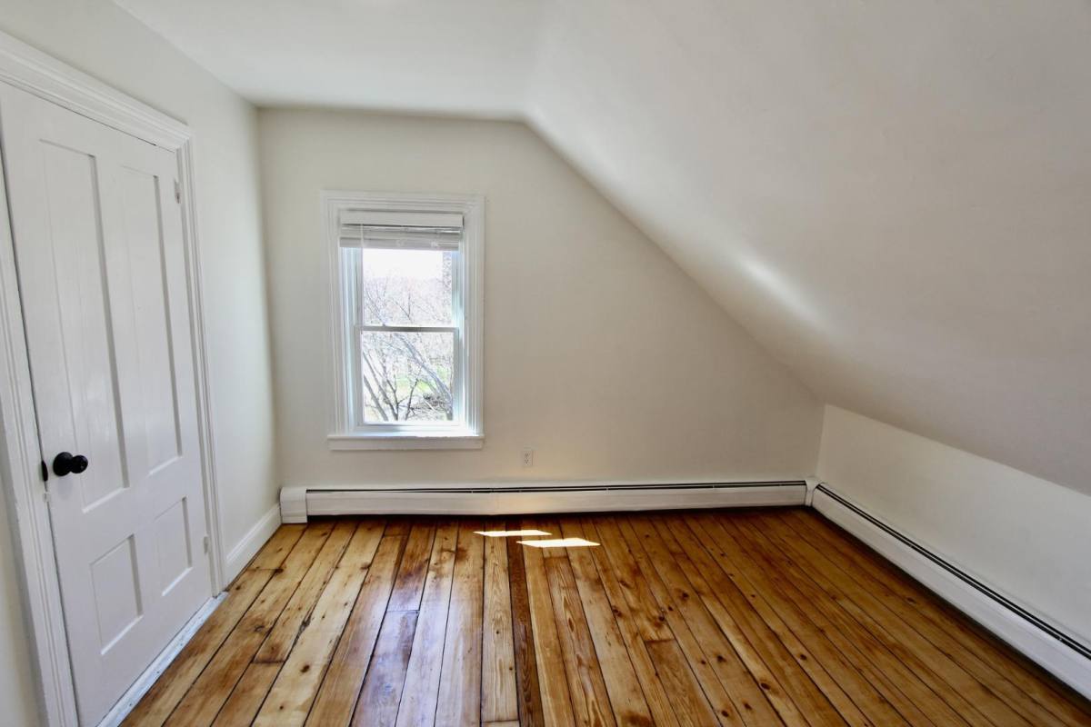 Apartment for rent at 81 Summer St #3W, New Bedford, MA 02740