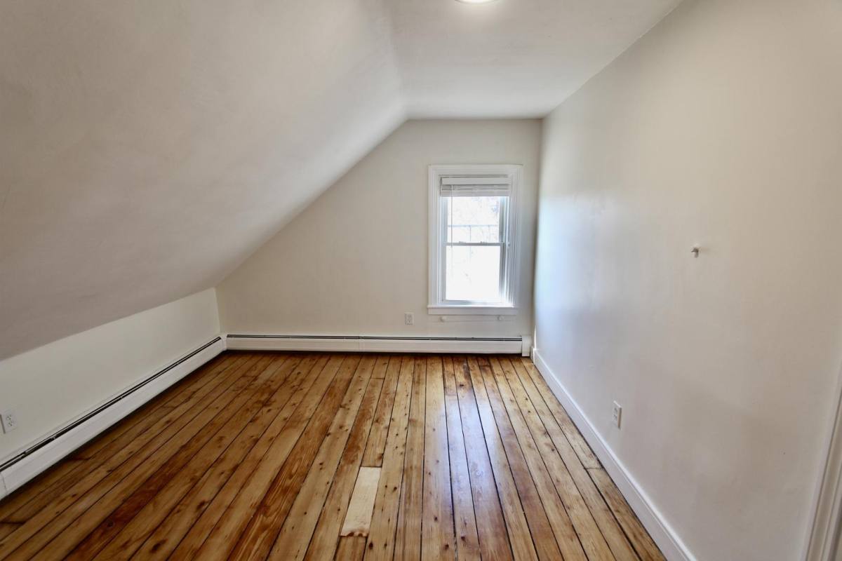 Apartment for rent at 81 Summer St #3W, New Bedford, MA 02740