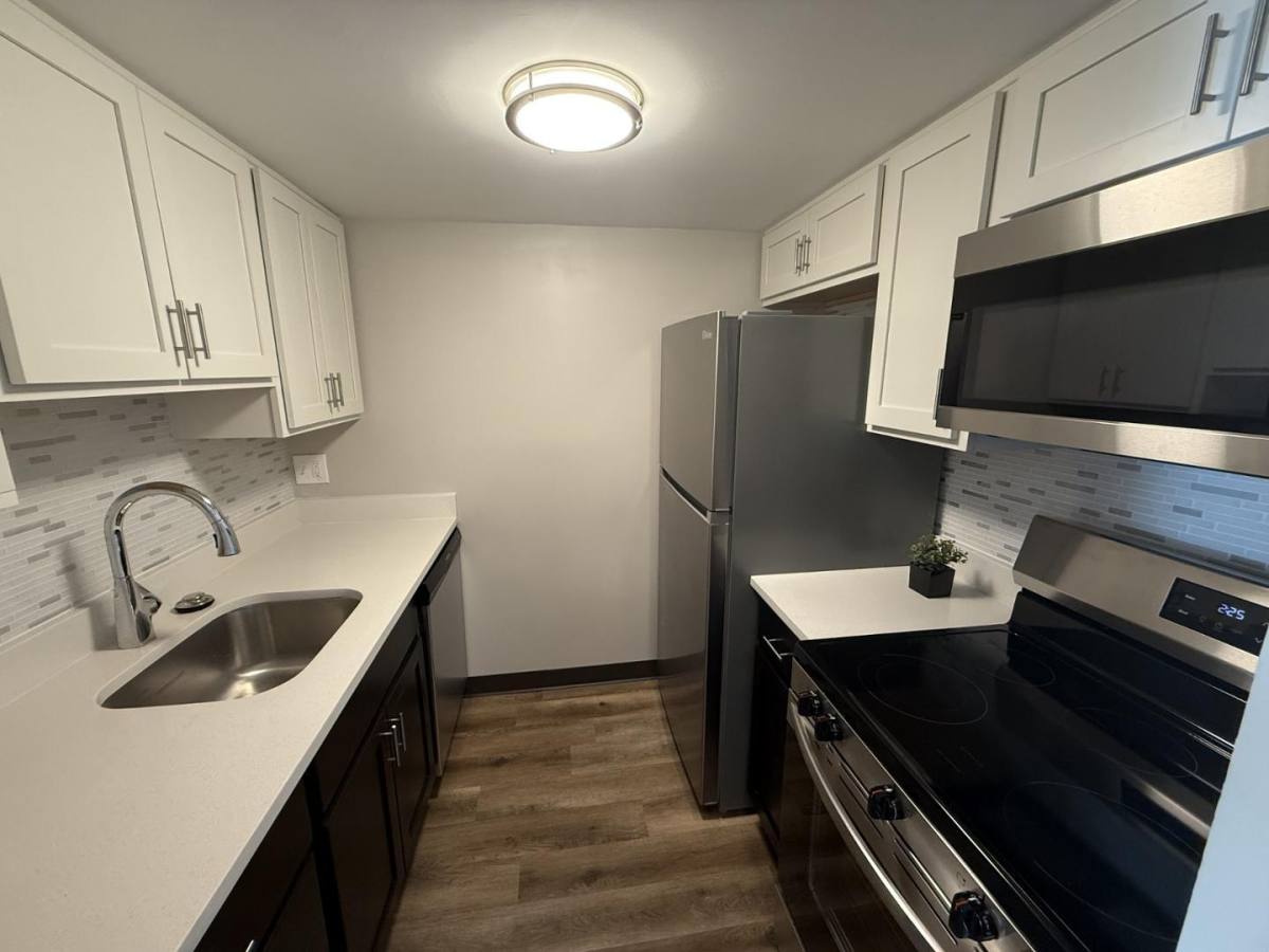 Apartment for rent at Churchill Square, 157-173 Churchill Rd #318, Turtle Creek, PA 15145