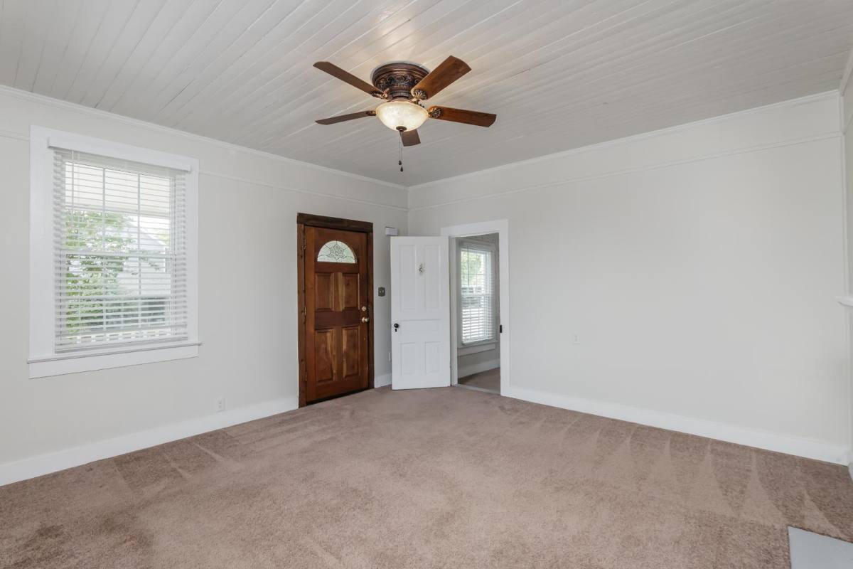 House for rent at 206 Oliver St, West Columbia, SC 29169