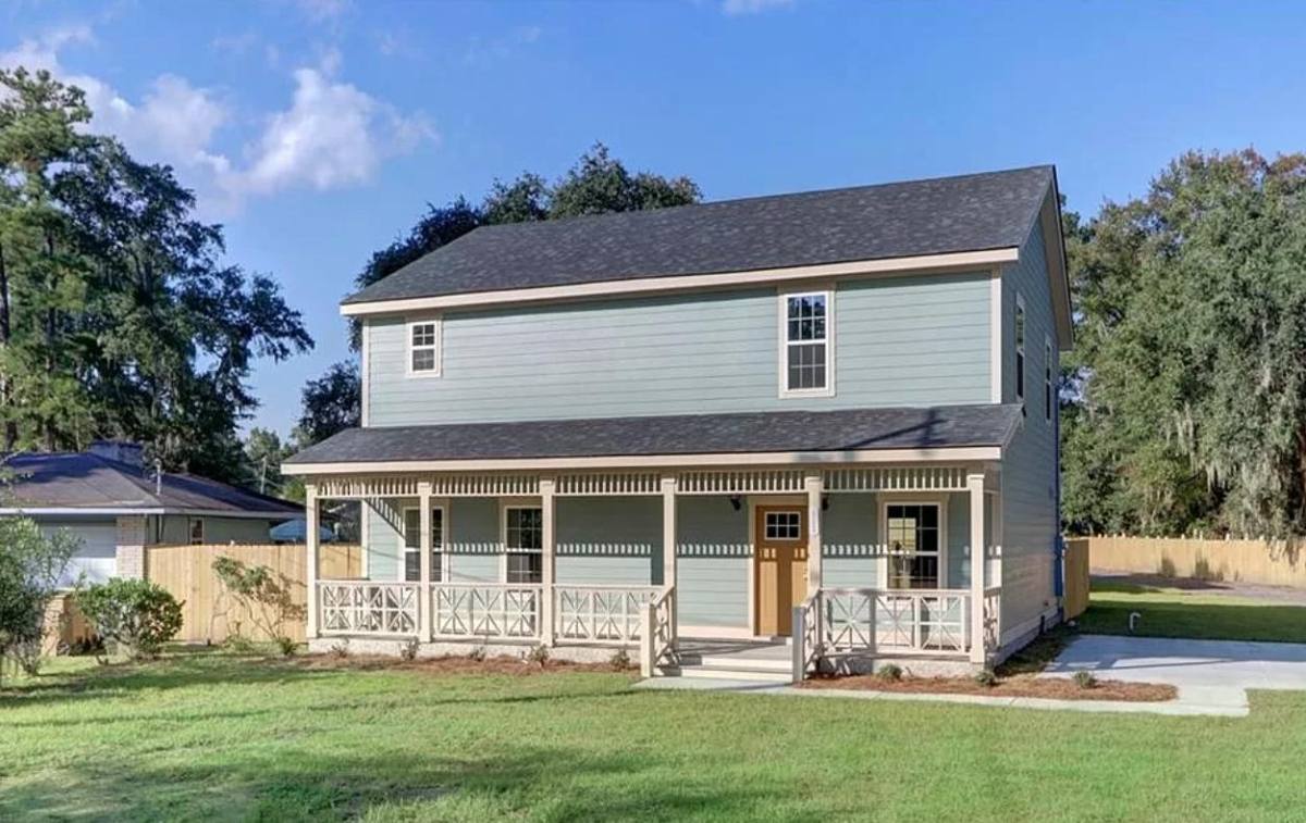 House for rent at Thndrblt Colleg, 3104 Lincoln St, Savannah, GA 31404