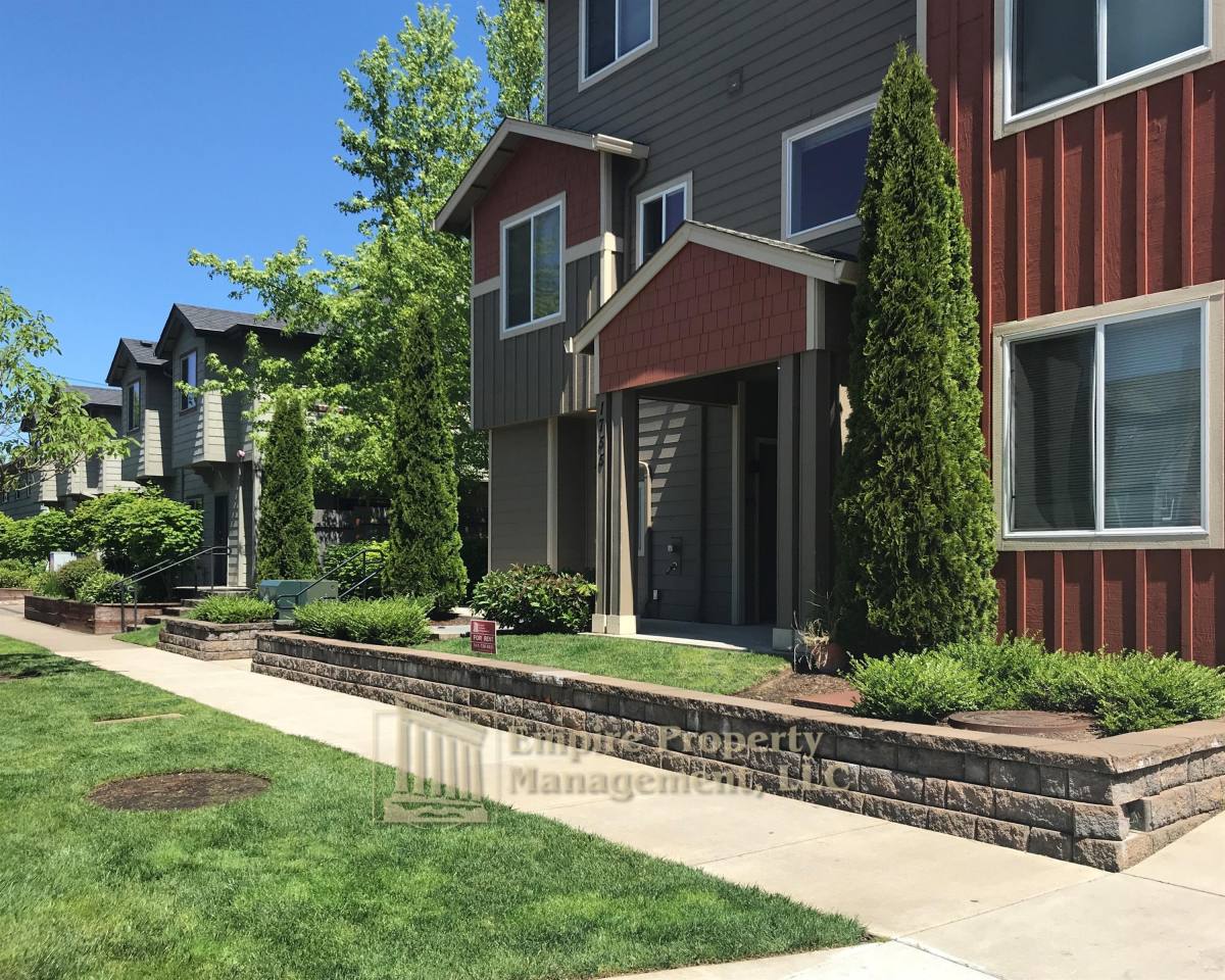 Apartment for rent at 1777 Mill St, Eugene, OR 97401