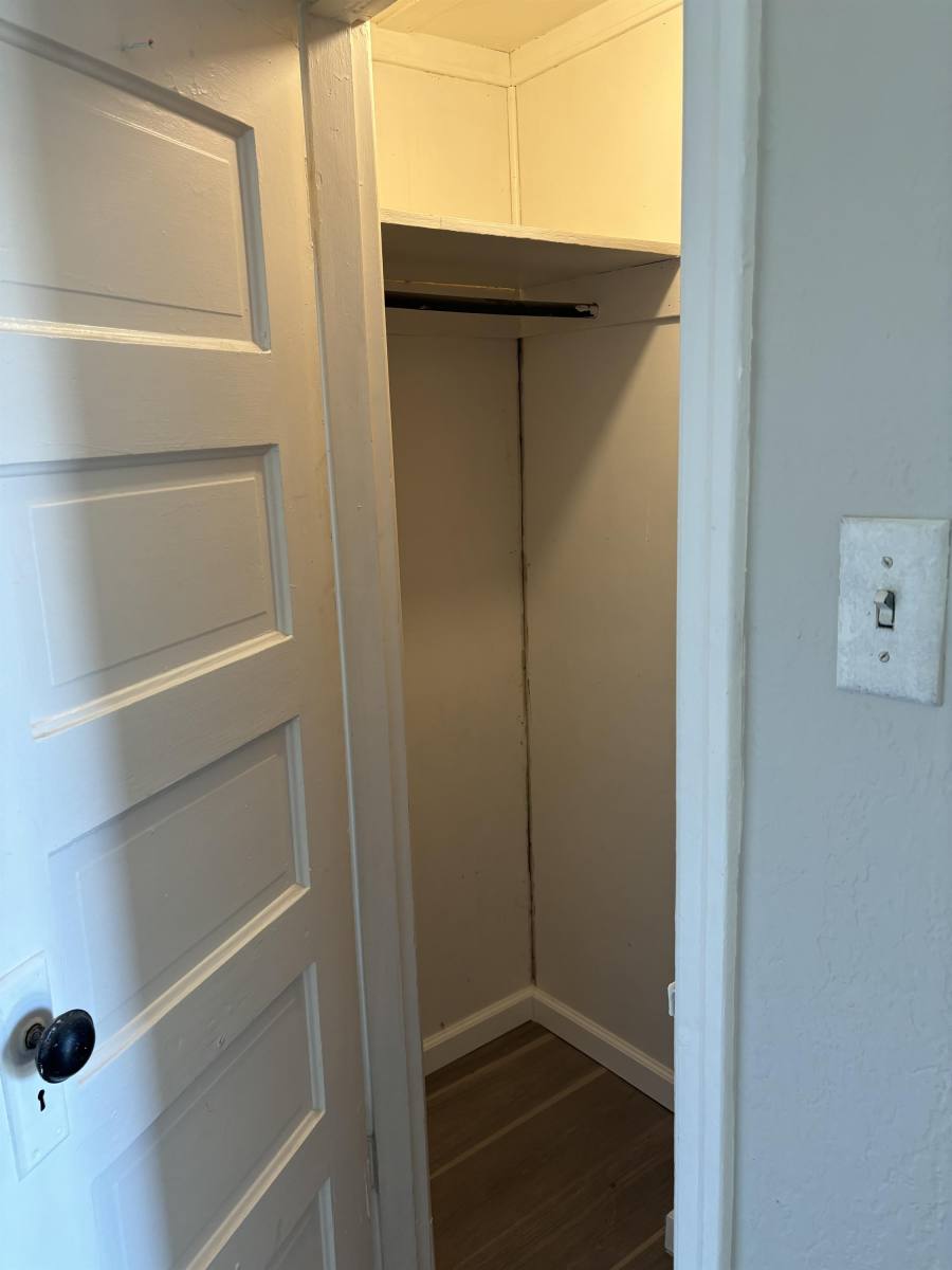 Apartment for rent at 522 NW Inlet Ave, Lincoln City, OR 97367
