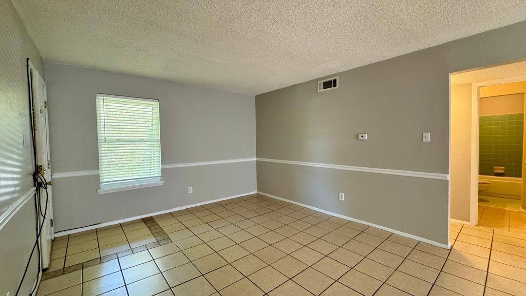 Apartment for rent at 431 Bechtel Blvd #3, Ocean Springs, MS 39564