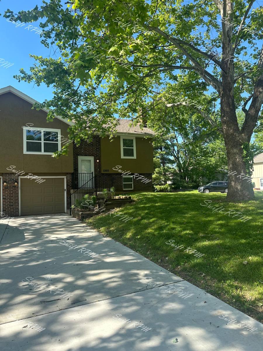 Townhouse for rent at West Wind Estates, 13415 W 60th St #1, Shawnee, KS 66216