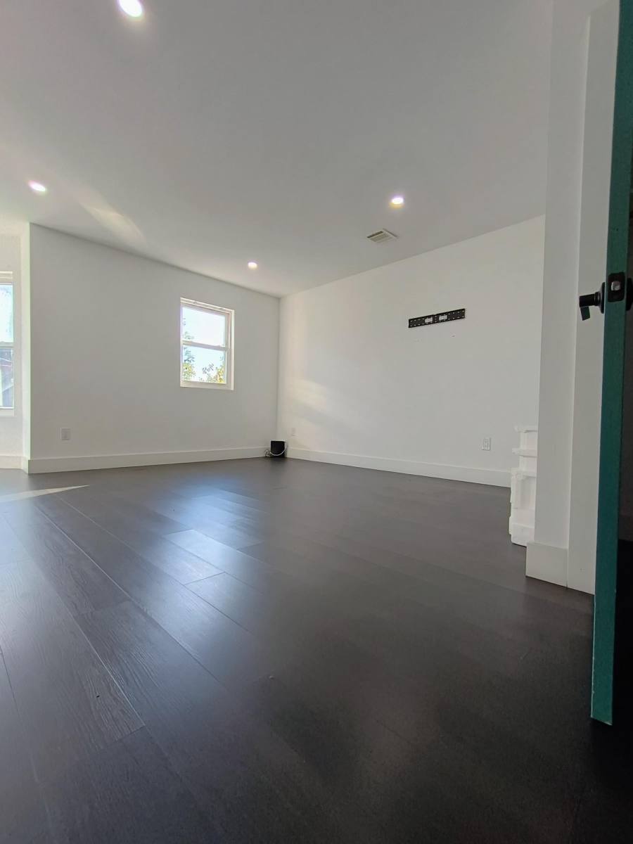 Apartment for rent at 101 4th Ave, Newark, NJ 07104