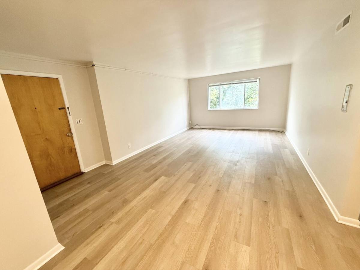 Apartment for rent at Chestnut Ridge Manor, 775 Chestnut Ridge Rd #2, Morgantown, WV 26505