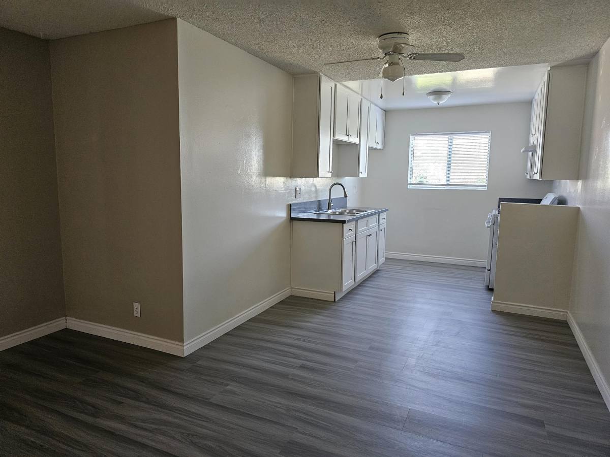 Apartment for rent at 1280 N San Gabriel Avenue, 1240-1280 N San Gabriel Ave, Azusa, CA 91702