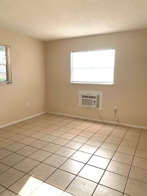 Apartment for rent at 2324 Grand Ave #9, Fort Myers, FL 33901