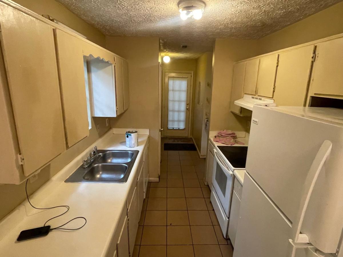 House for rent at Fox Run, 122 Oriole Dr, Jonesboro, GA 30236