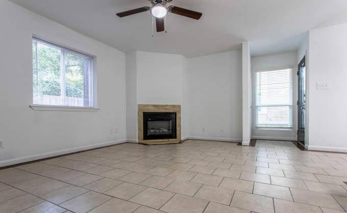 Apartment for rent at 10200 Carter Rd #2174, Houston, TX 77070