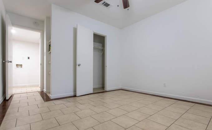 Apartment for rent at 10200 Carter Rd #2174, Houston, TX 77070