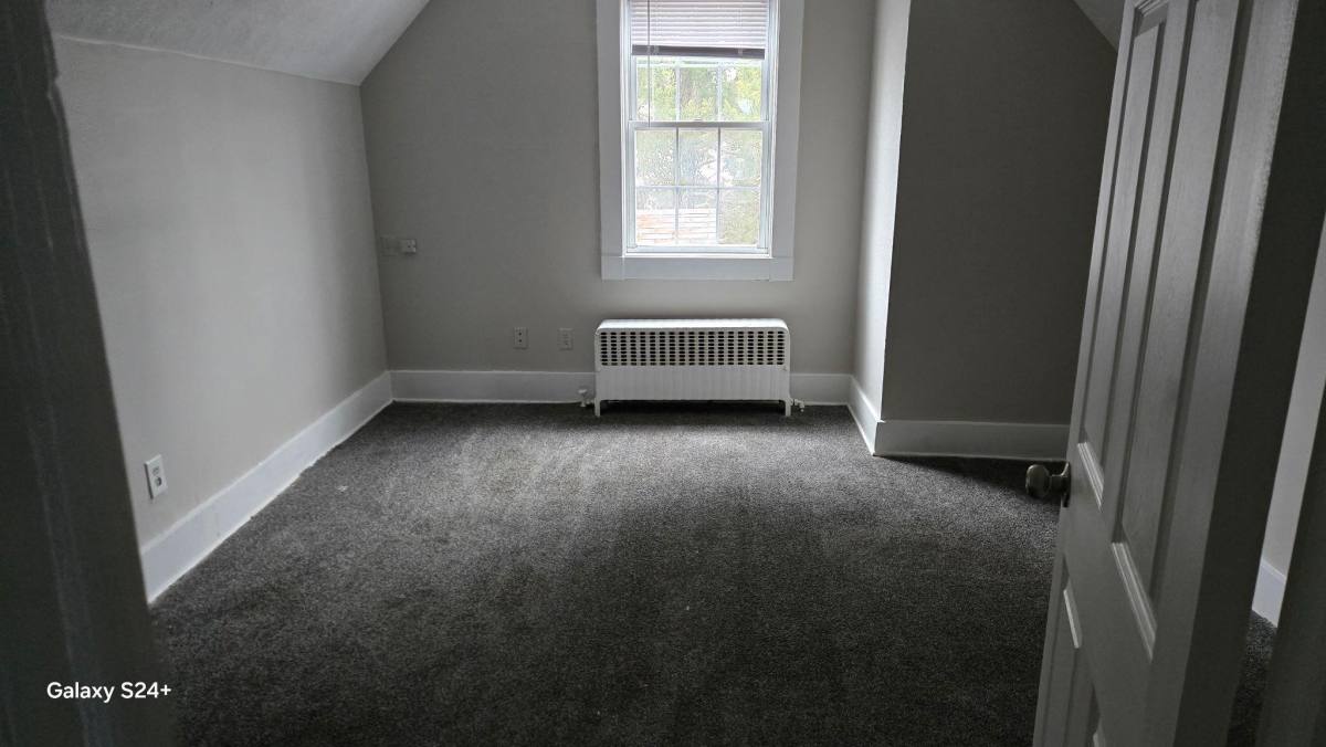 Apartment for rent at 1422 Central Ave, Anderson, IN 46016