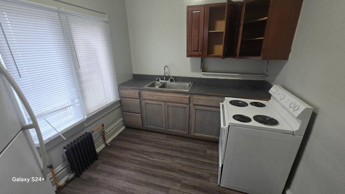 Apartment for rent at 1422 Central Ave #7, Anderson, IN 46016
