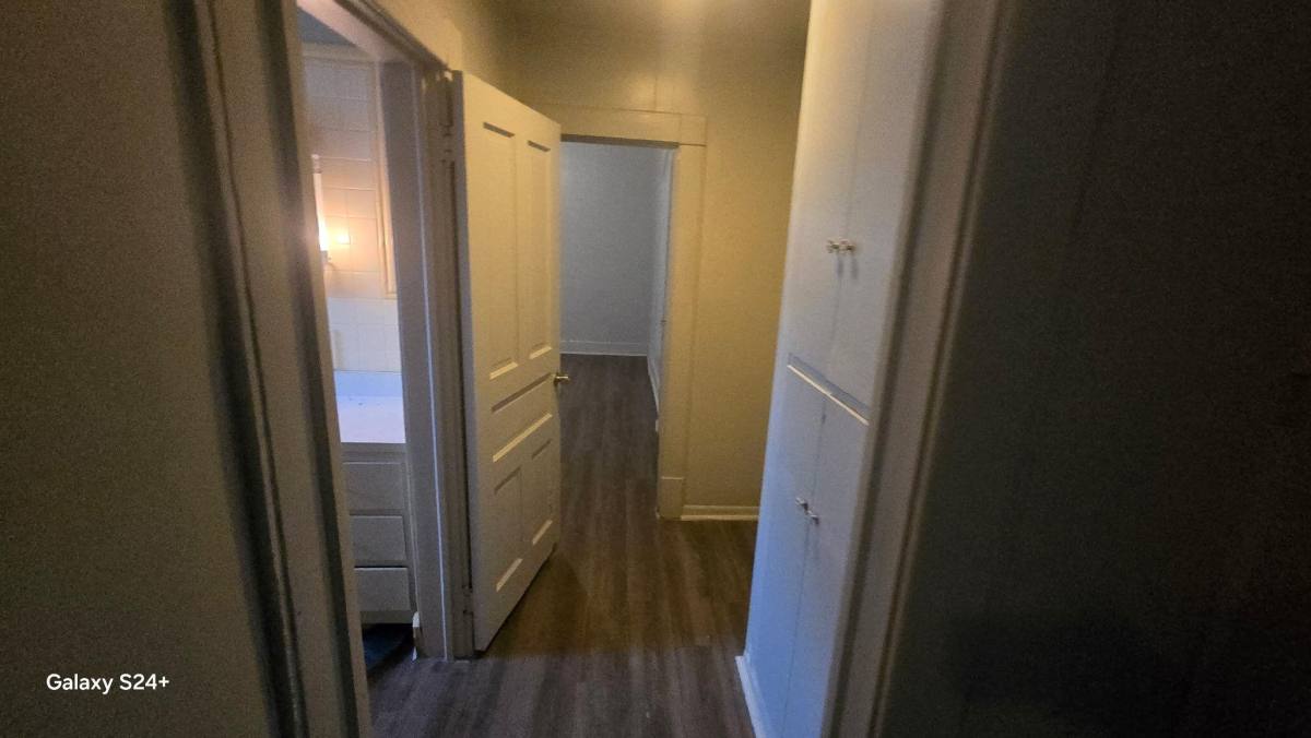Apartment for rent at 1422 Central Ave #7, Anderson, IN 46016