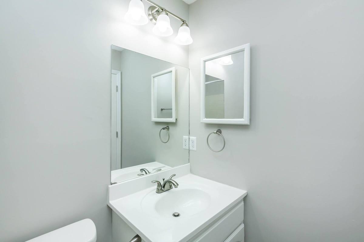 Apartment for rent at Woodland Manor, 335 Chapman Rd #4-27, Ringgold, GA 30736