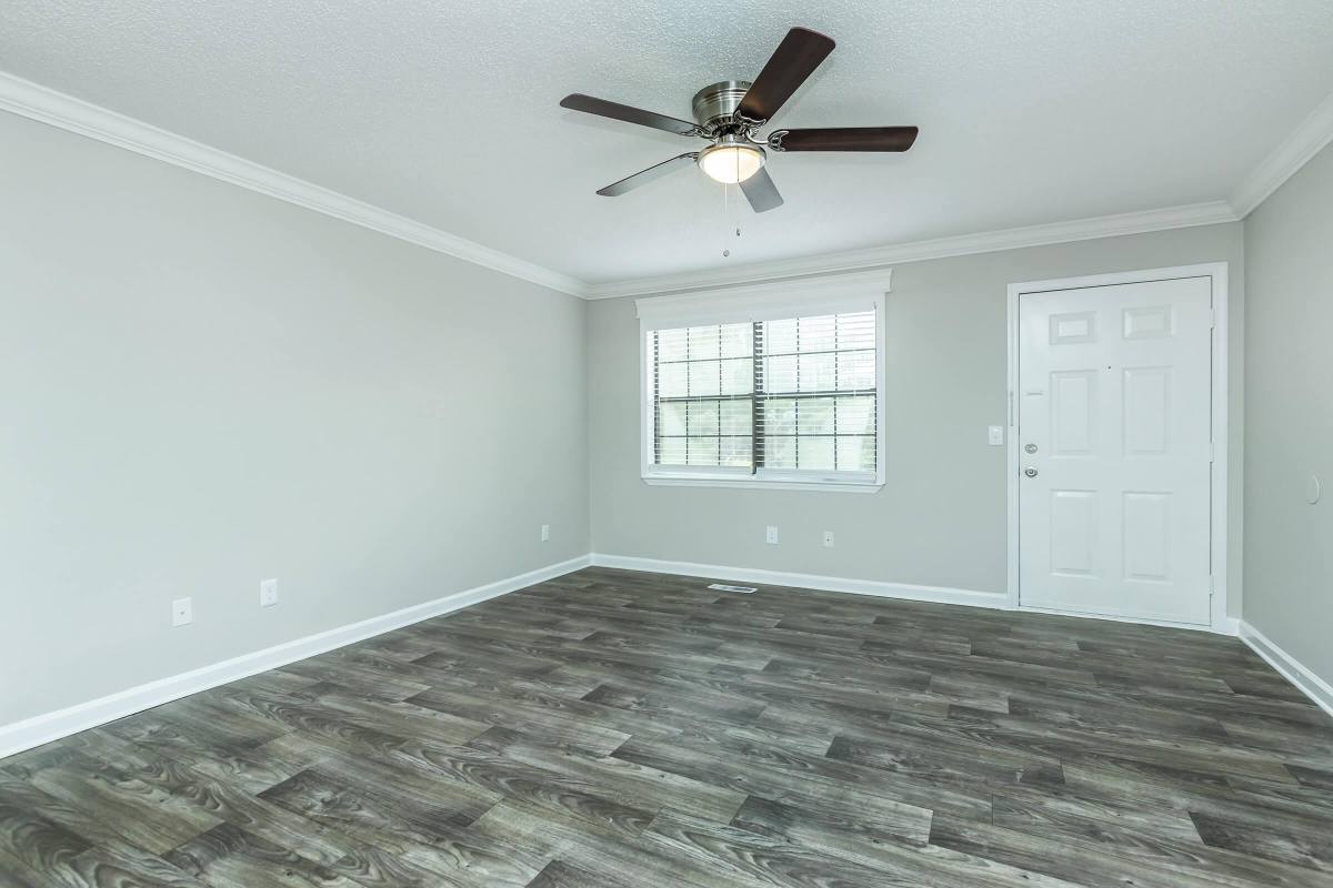 Apartment for rent at Woodland Manor, 335 Chapman Rd #4-27, Ringgold, GA 30736
