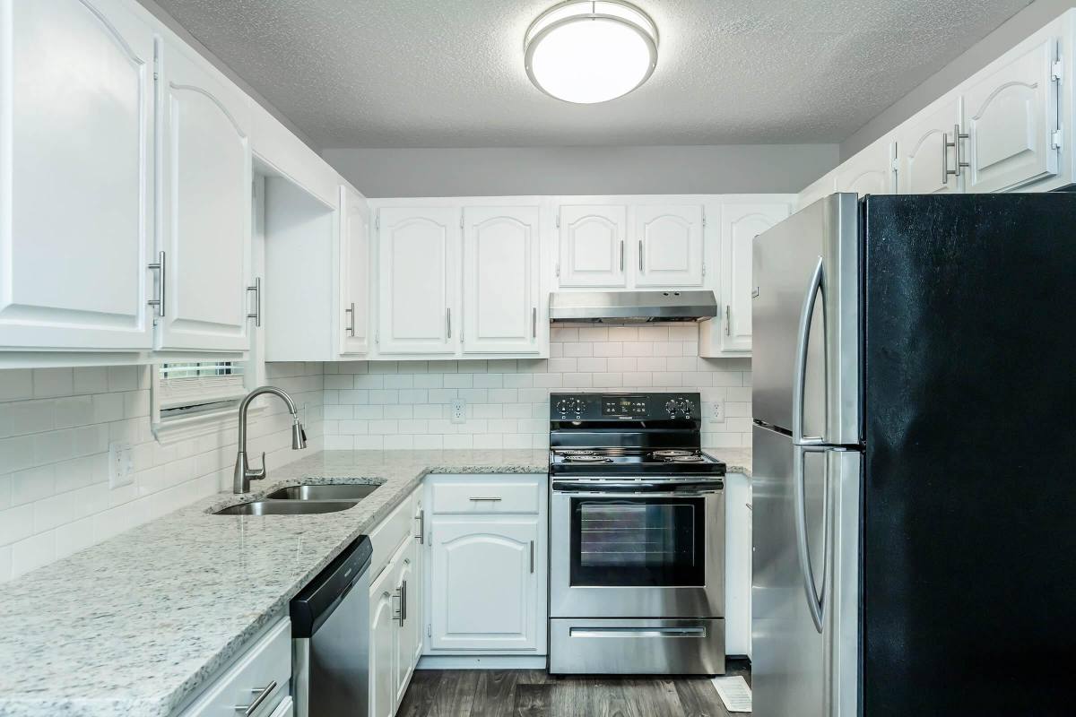 Apartment for rent at Woodland Manor, 335 Chapman Rd #4-27, Ringgold, GA 30736