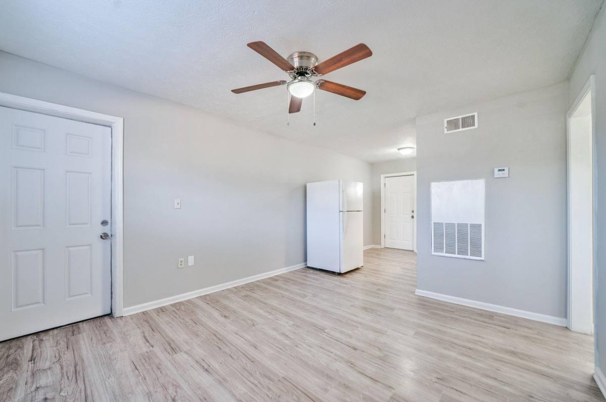 Apartment for rent at 865 Hank Aaron Dr #103, Atlanta, GA 30315
