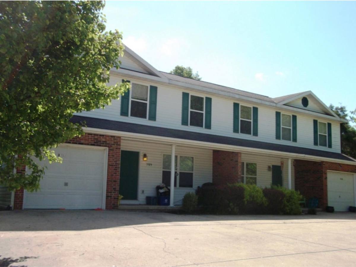 Apartment for rent at Walnut Springs, 3531 S Burks Court #1, Bloomington, IN 47401
