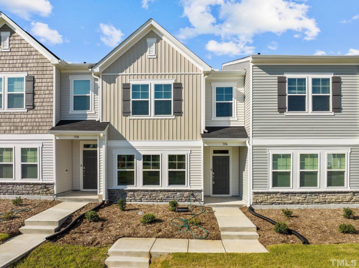Townhouse for rent at 5106 Anamosa St, Raleigh, NC 27610