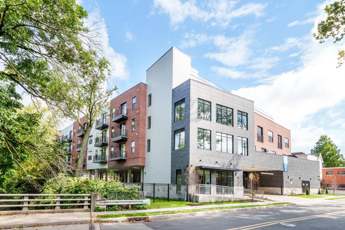 House for rent at 7 W Parker Ave #220, Maplewood, NJ 07040
