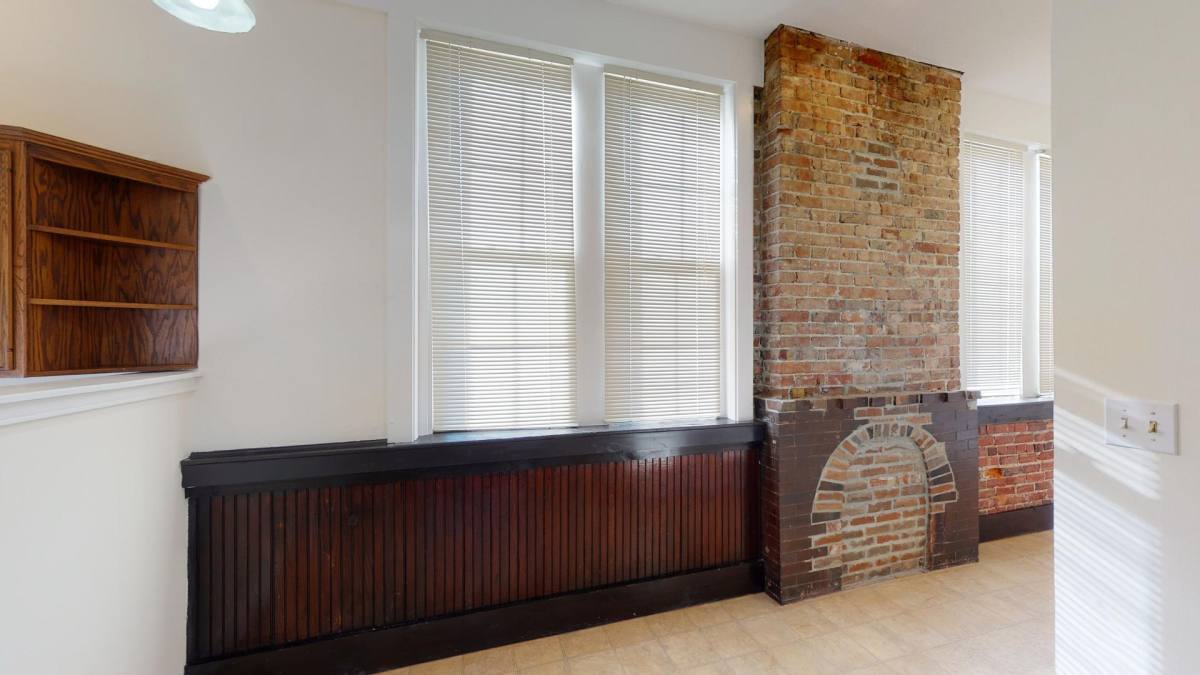 Apartment for rent at 320 S 2nd St, Leavenworth, KS 66048