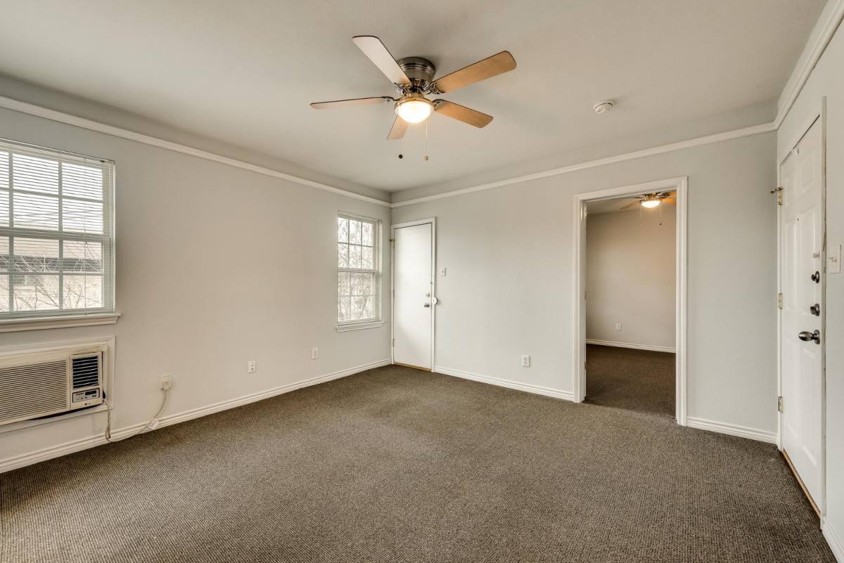 Apartment for rent at 1508 N Peak St, Dallas, TX 75204