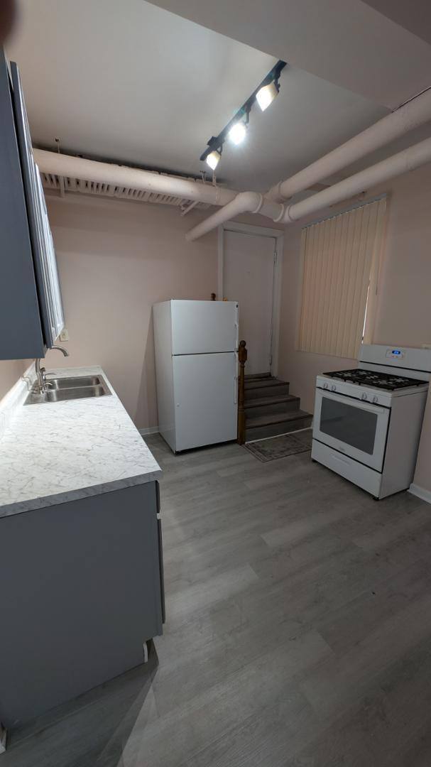 Apartment for rent at 5459 S Everett, Chicago, IL 60615