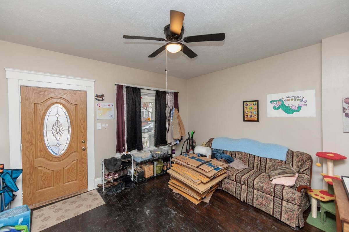 Townhouse for rent at 1446 Hopkins Ave, Lakewood, OH 44107