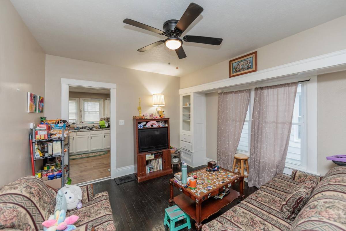 Townhouse for rent at 1446 Hopkins Ave, Lakewood, OH 44107
