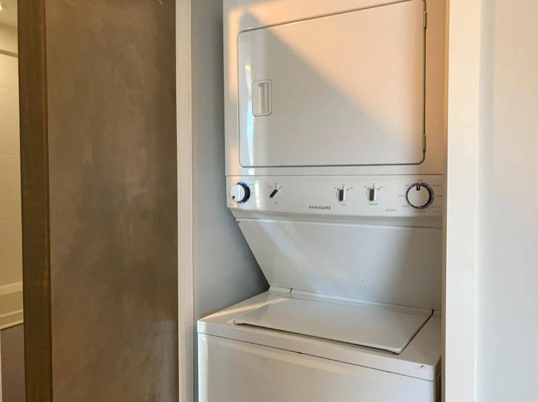 Apartment for rent at 3301 N Sheffield Ave #402, Chicago, IL 60657